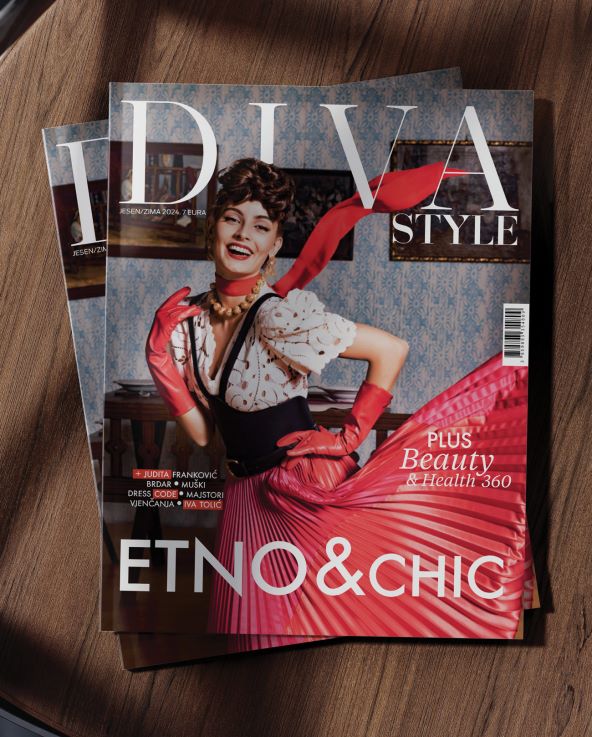 magazine_mockup_02.jpg