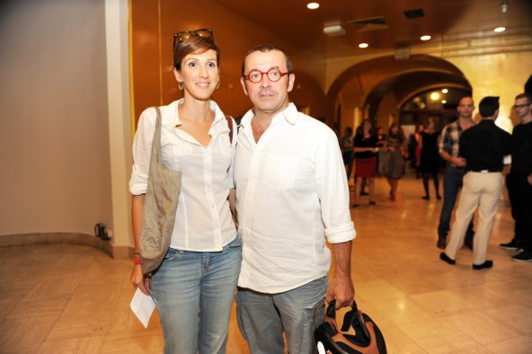 Filip Juričić s djevojkom Korinom u kazalištu