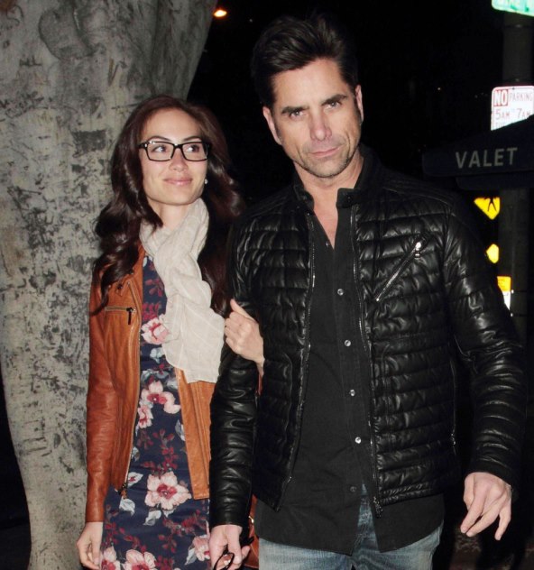 ZARUKE IZ BAJKE Glumac zaprosio djevojku u Disneylandu