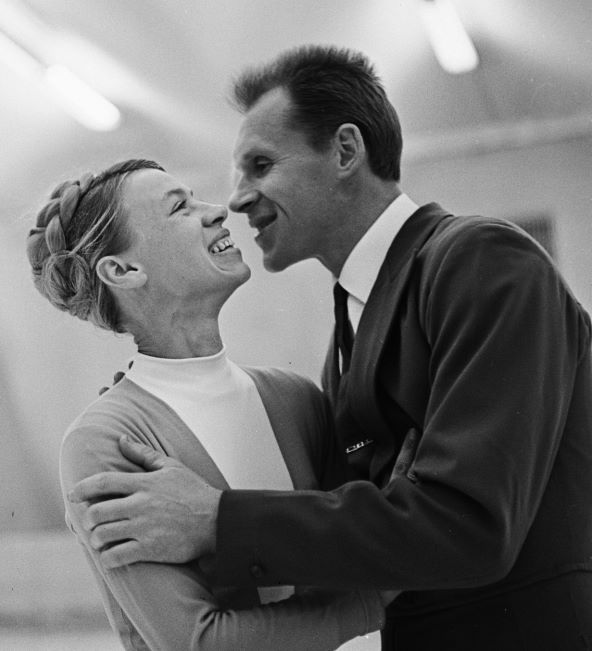 Oleg protopov i Ljudmila Belouska.jpg