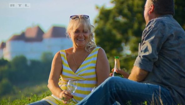 LJUBAV JE NA SELU Pala prosidba!