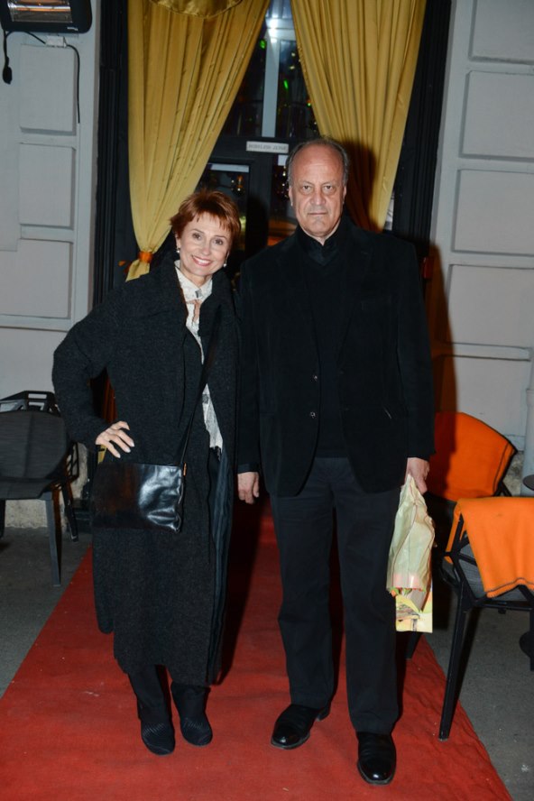 Veliki i lijepi buket za slavljenicu