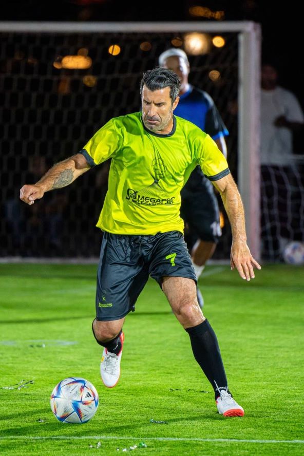Luis-Figo.jpeg