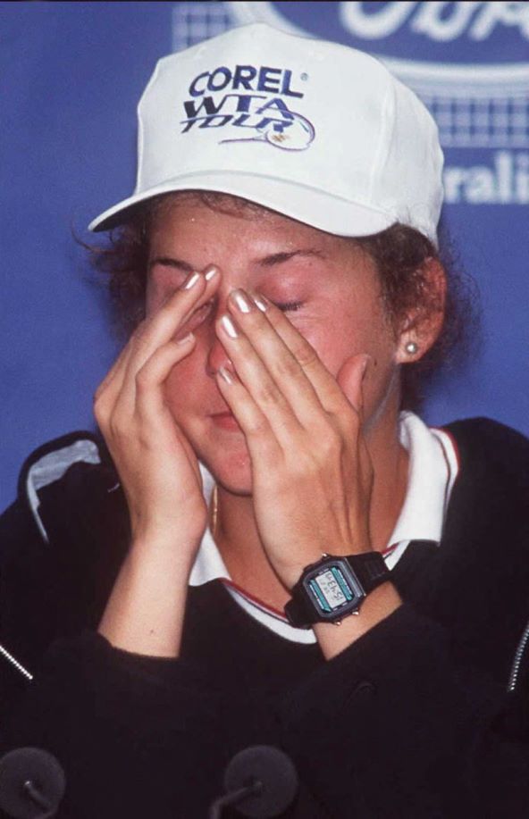 Monica Seles je bila izbodena u leđa.