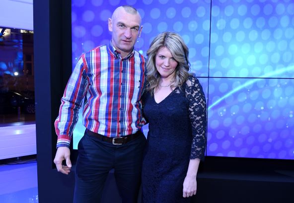 Željko i Jelena Mavrović u braku su 25 godina, a imaju troje djece.