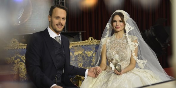 Ekskluzivno donosimo 60 neobljavljenih fotografija svadbenog slavlja Severine i Igora Kojića