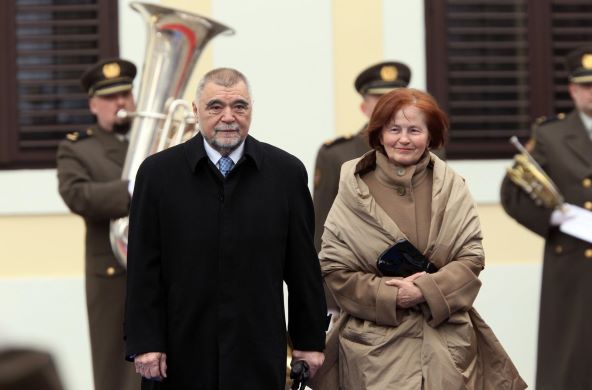 Stjepan i Milka Mesić u braku su dobili dvije kćeri