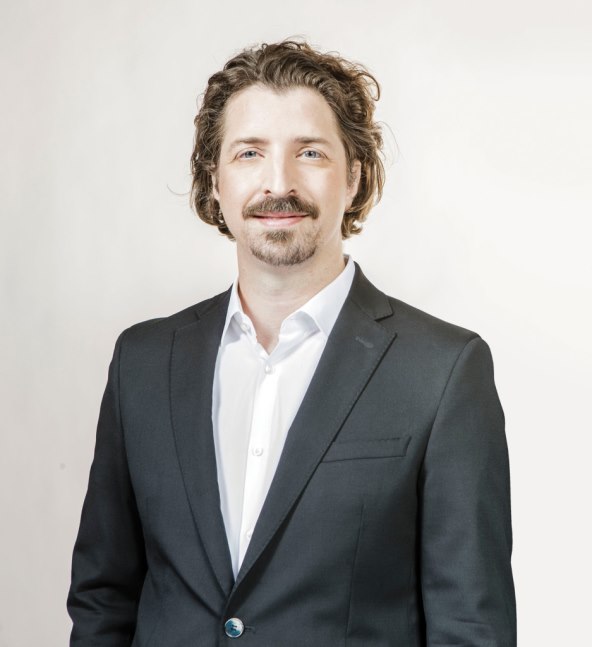 DR. BAGATIN Cjelovit pristup pomlađivanja kože lica