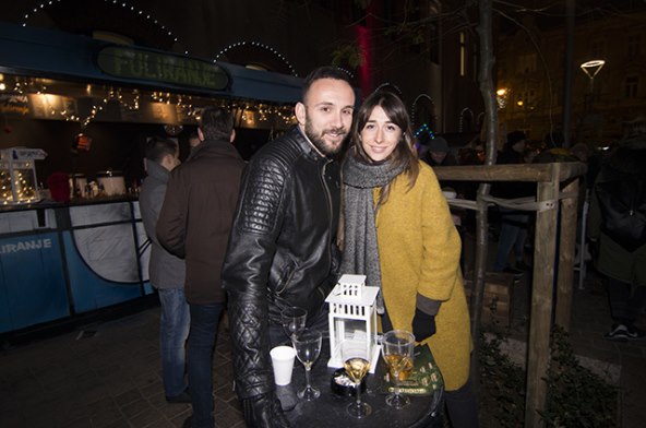 SVI FULIRAJU: Ecija u minici, Nevena u bundi, a Kristinu grije dečko