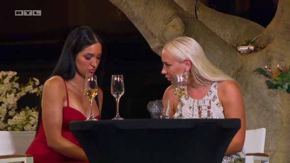 Laura i Glorija.jpg
