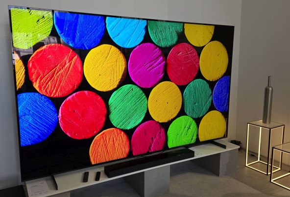 TCL C7K serija (3).jpg
