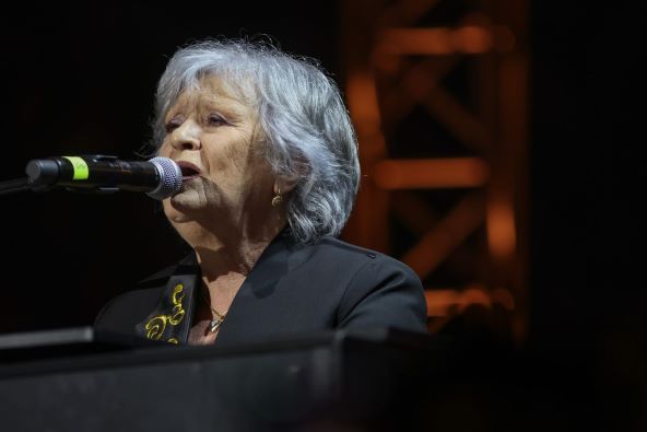 Meri Cetinić