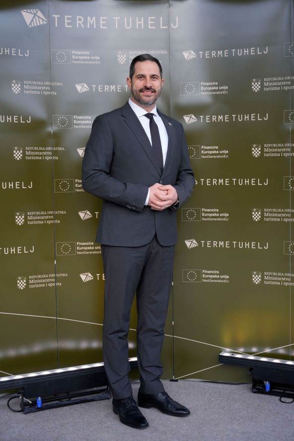Tonči Glavina, ministar turizma i sporta Republike Hrvatske_02.jpg