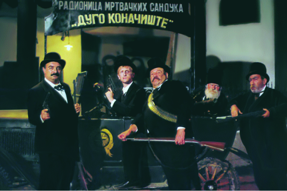 Maratonci trče počasni krug.png