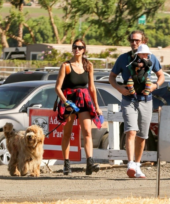 Prva proslava 'Noći vještica' slavne tročlane obitelji