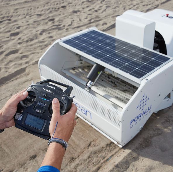 ROBOT ZA ČIŠĆENJE PLAŽE Dizajniran je za prikupljanje najmanjih komadića smeća