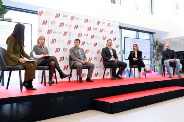 Panel rasprava_Kolika je cijena jednog lajka.JPG