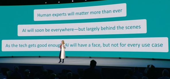Lauren Kunze, Iconiq (2).jpg