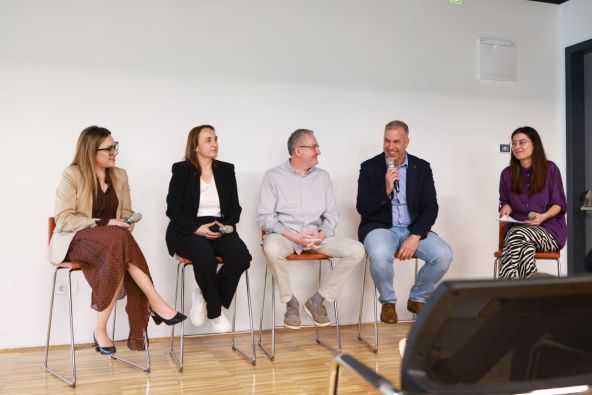 Panel rasprava_Bencek_Majstorovic_Smit_Balen.jpg