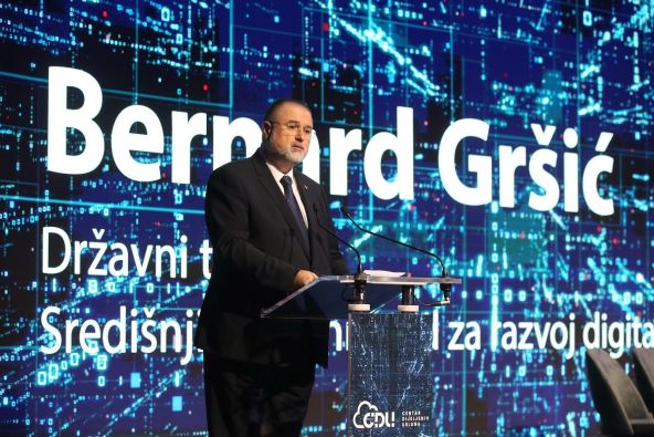 Bernard Gršić, državni tajnik Središnjeg državnog ureda za razvoj digitalnog društva_.JPG