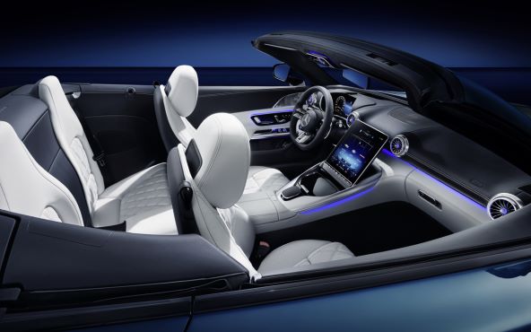 EKSKLUZIVNI POGLED Ovo je unutrašnjost novog modela Mercedes-AMG SL