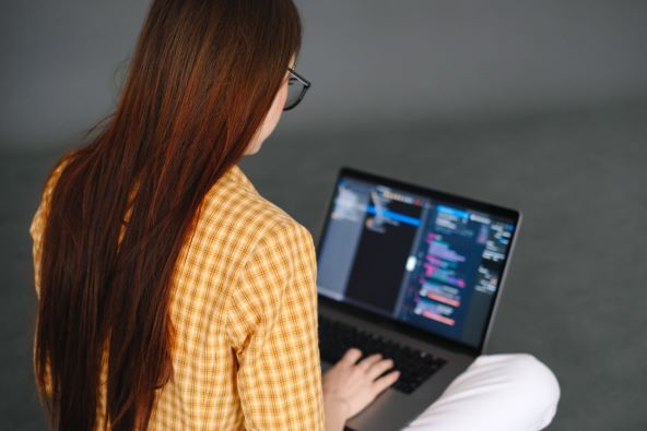 APPLEOVA TRGOVINA APLIKACIJAMA Na mobilnim aplikacijama zarađuju se milijarde