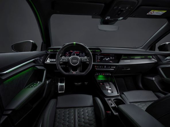 NOVI AUDI RS 3 Sportski nastup pogodan za svakodnevnu upotrebu