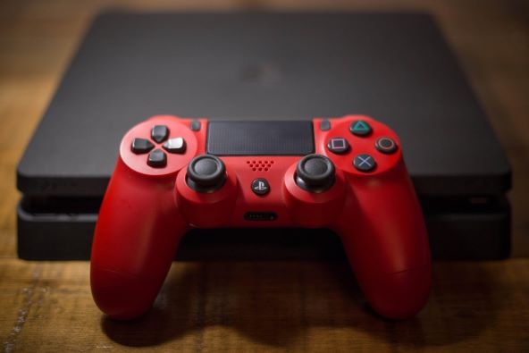 Sony PlayStation 4