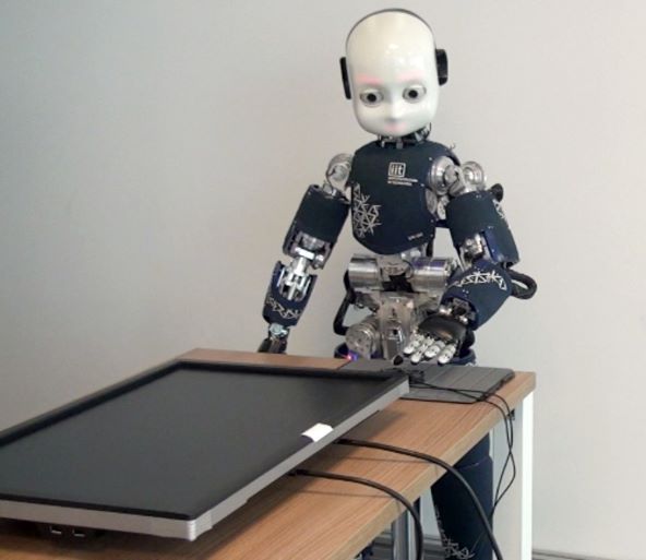 Robot (5)