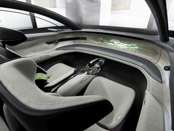 Audi grandsphere koncept (4)