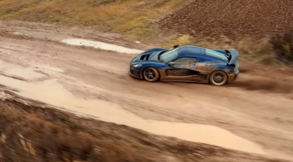 Rimac Nevera (5).jpg