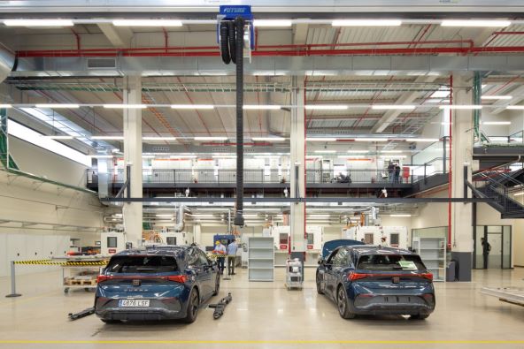 Seat centar Martorell Španjolska (1).jpg