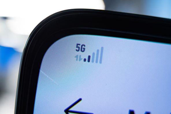 5G pametni telefon.jpg