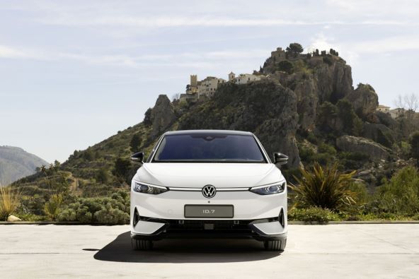 Volkswagen ID.7 (7).jpg