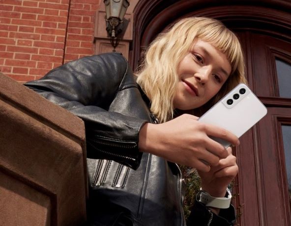 Samsung Galaxy S22 (3).jpg