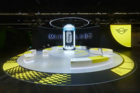 Mini i Samsung Display (4).jpg