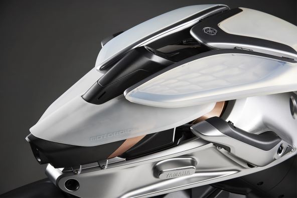 Yamaha Motoroid2 (6).jpg