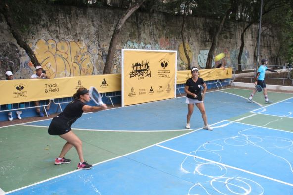 Pickleball (2).jpg