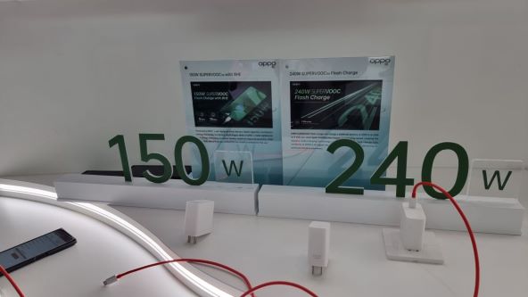 Oppo (5).jpg