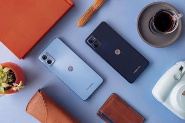 Motorola e22 (5).jpg