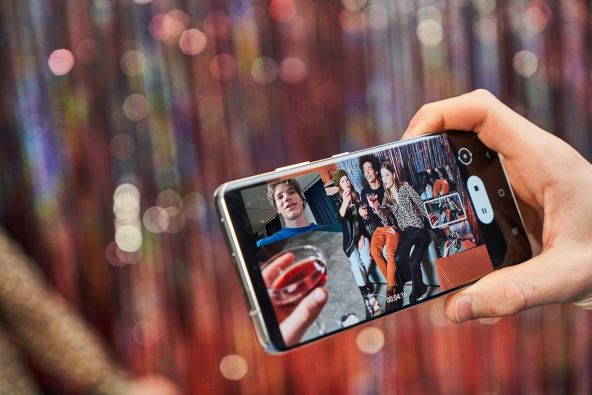 Samsung Galaxy S21 Ultra (1).jpg