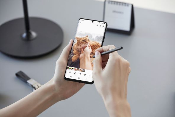 Samsung Galaxy S21 Ultra (4).jpg