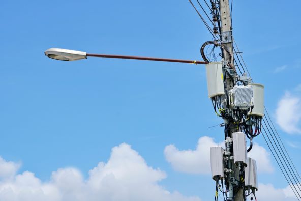 5G bazna stanica (3).jpg
