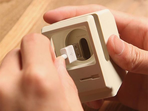 Retro Charging Dock Holder (6).jpg