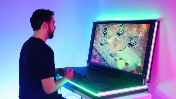 Najvece prijenosno racunalo na svijetu laptop (1).jpg