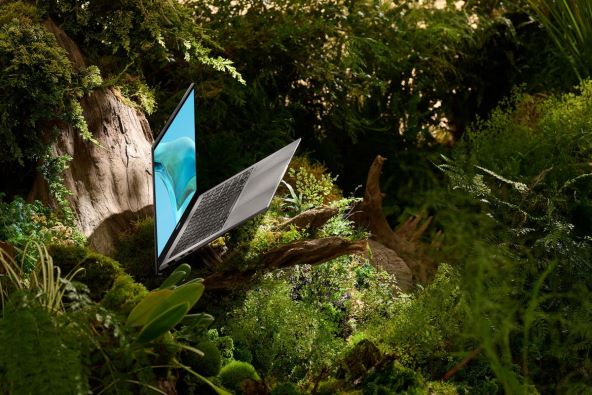 Asus Zenbook S 13 OLED_UX5304_2.jpg
