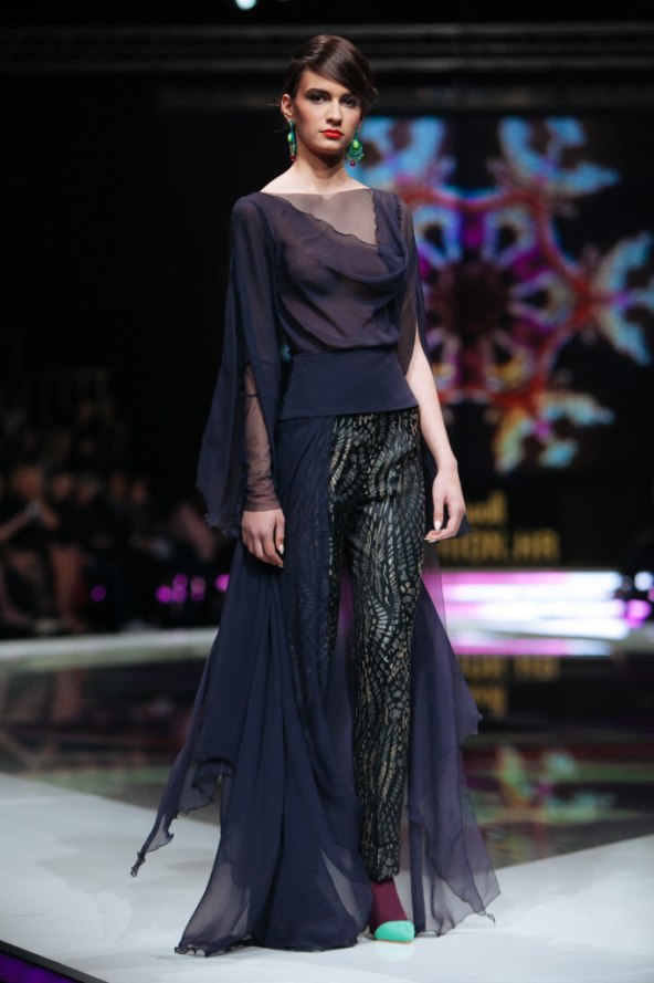 Ženstvena moda s potpisom domaćih dizajnera...