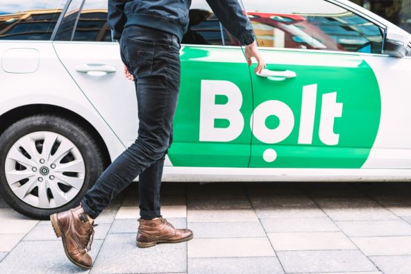 Bolt-Vozac-1.jpg