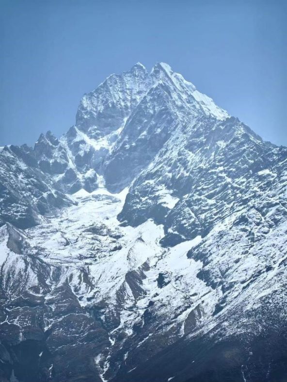 Huawei Watch Ultimate Mount Everest_03.jpg