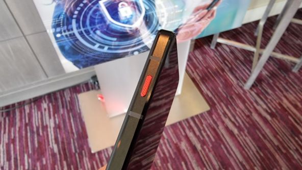 Motorola ThinkPhone (1).jpg